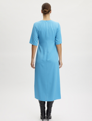 Gestuz - MelbaGZ long dress - sukienki do kolan i midi - malibu blue - 3