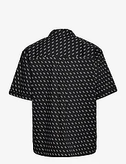 Gestuz - GesjaGZ ss shirt - kortärmade skjortor - black/white logo dot - 1