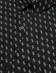Gestuz - GesjaGZ ss shirt - kortärmade skjortor - black/white logo dot - 2