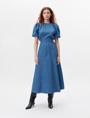 Gestuz - AbrilGZ long dress - maxi dresses - light blue laser print - 2