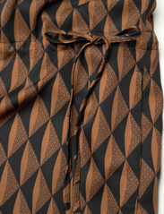 Gestuz - LithildeGZ long dress - midi kjoler - brown graphical logo - 9