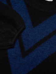 Gestuz - AlphaGZ ls striped pullover - pullover - black directoire blue stripe - 6