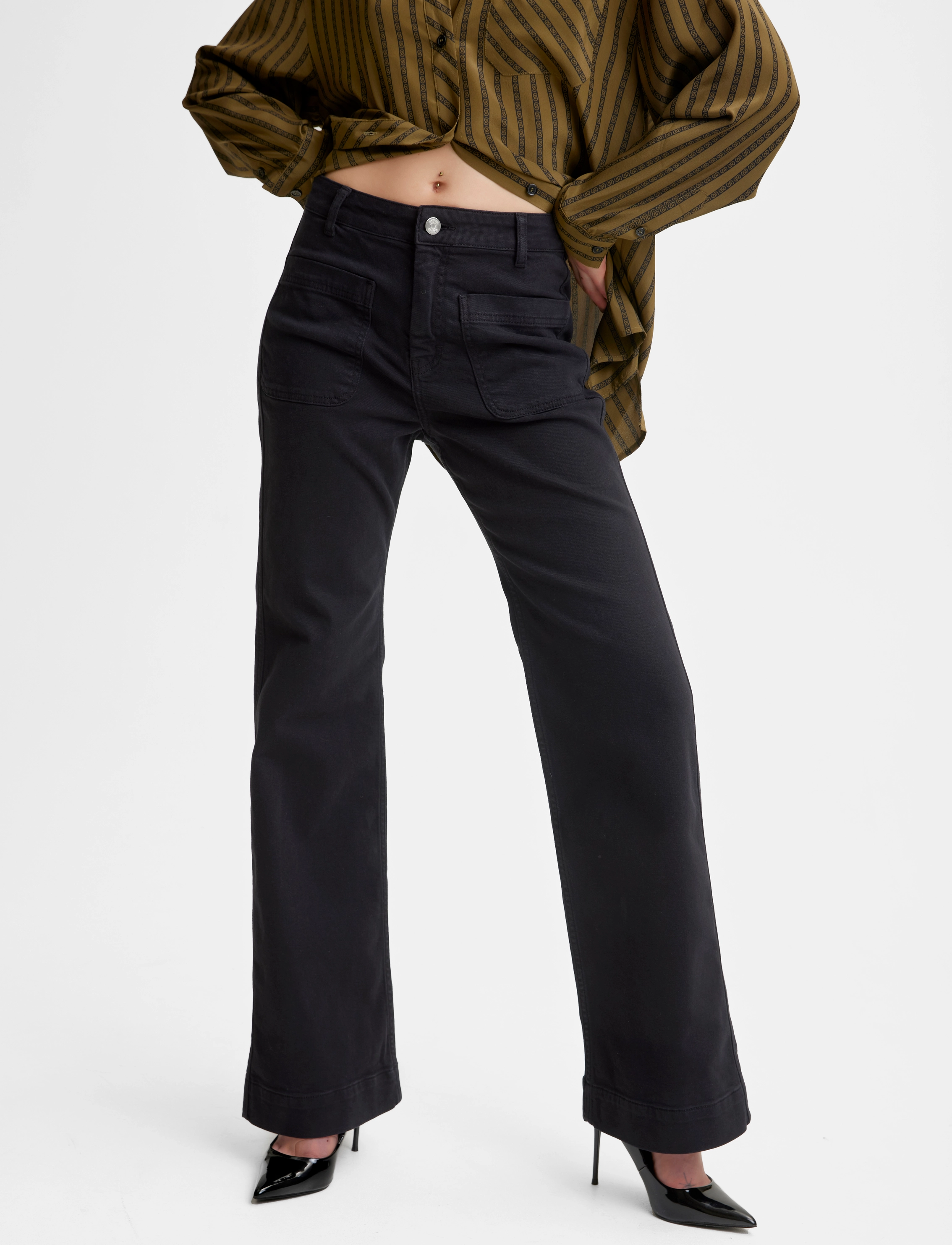 Gestuz - ShannieGZ HW flared twill jeans - black - 4