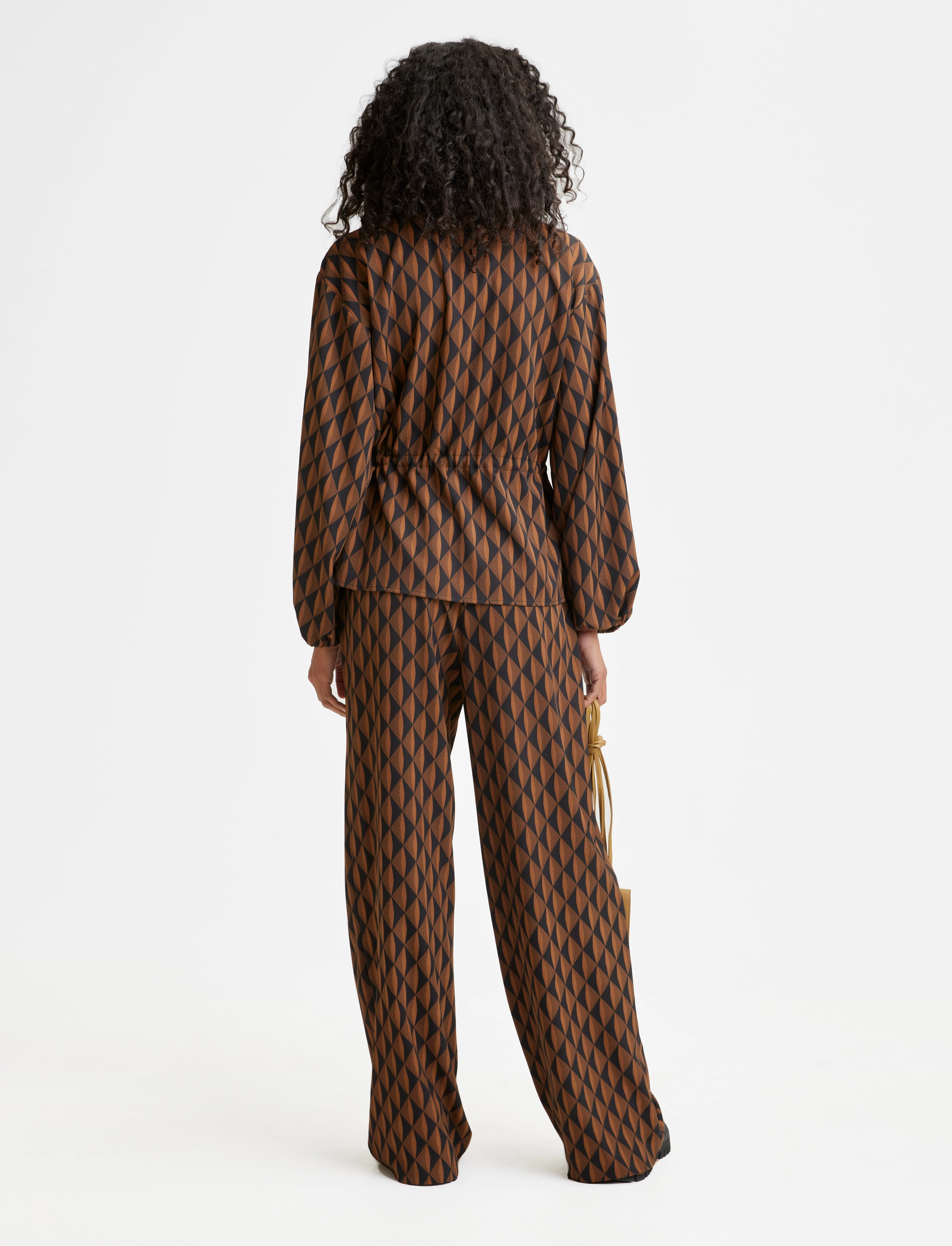 Gestuz - LithildeGZ HW pants - brown graphical logo - 3