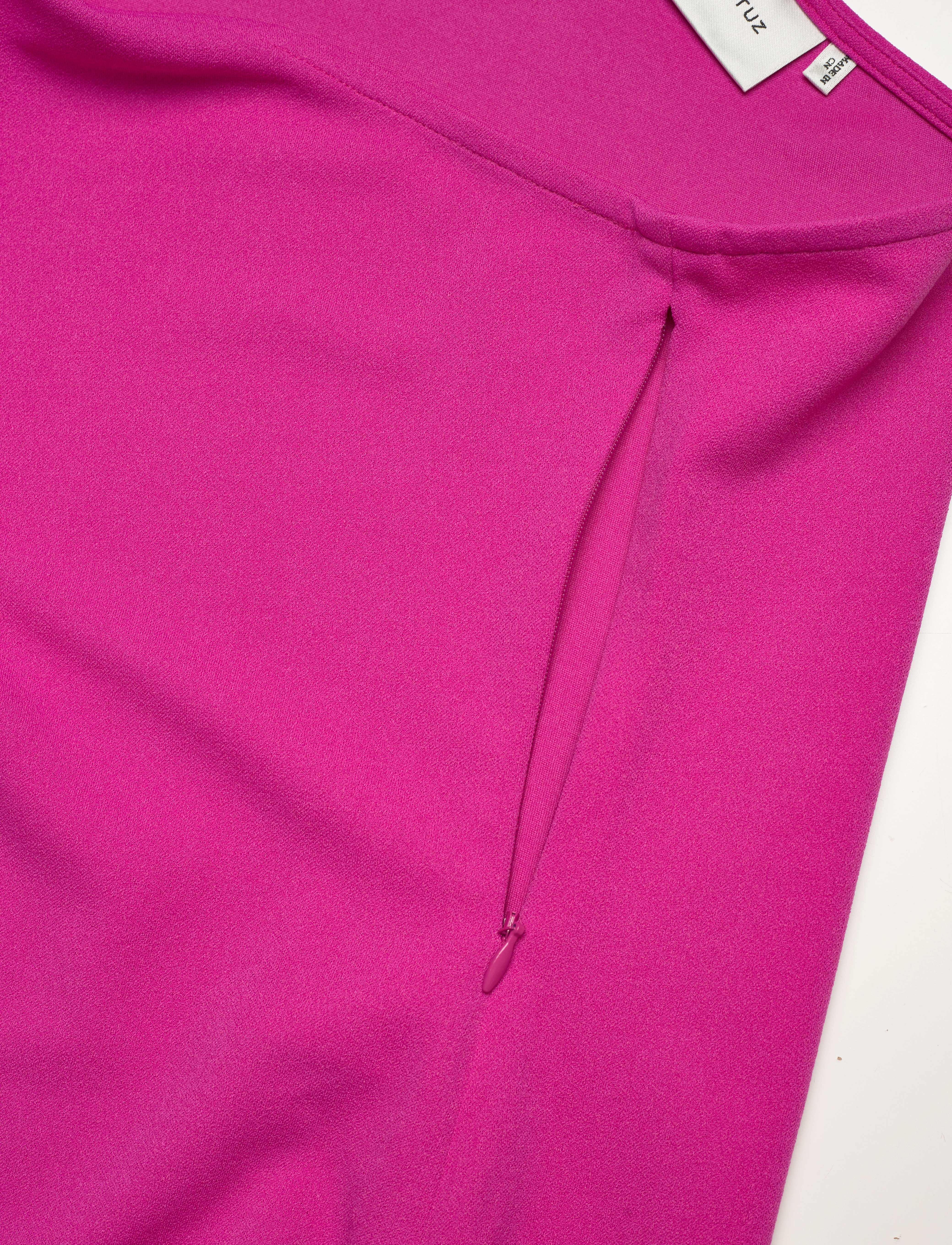 Gestuz - SelahGZ one shoulder - langærmede toppe - fuchsia red - 5