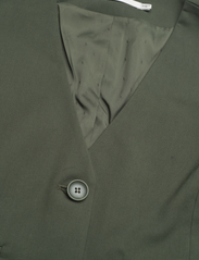 Gestuz - PaulaGZ waistcoat - odzież imprezowa w cenach outletowych - beetle - 6
