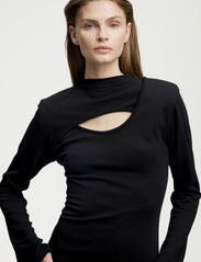 Gestuz - AnkaGZ long dress - sukienki koszulowe - black - 4
