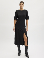 Gestuz - MelbaGZ long dress NOOS - midi kjoler - black - 3