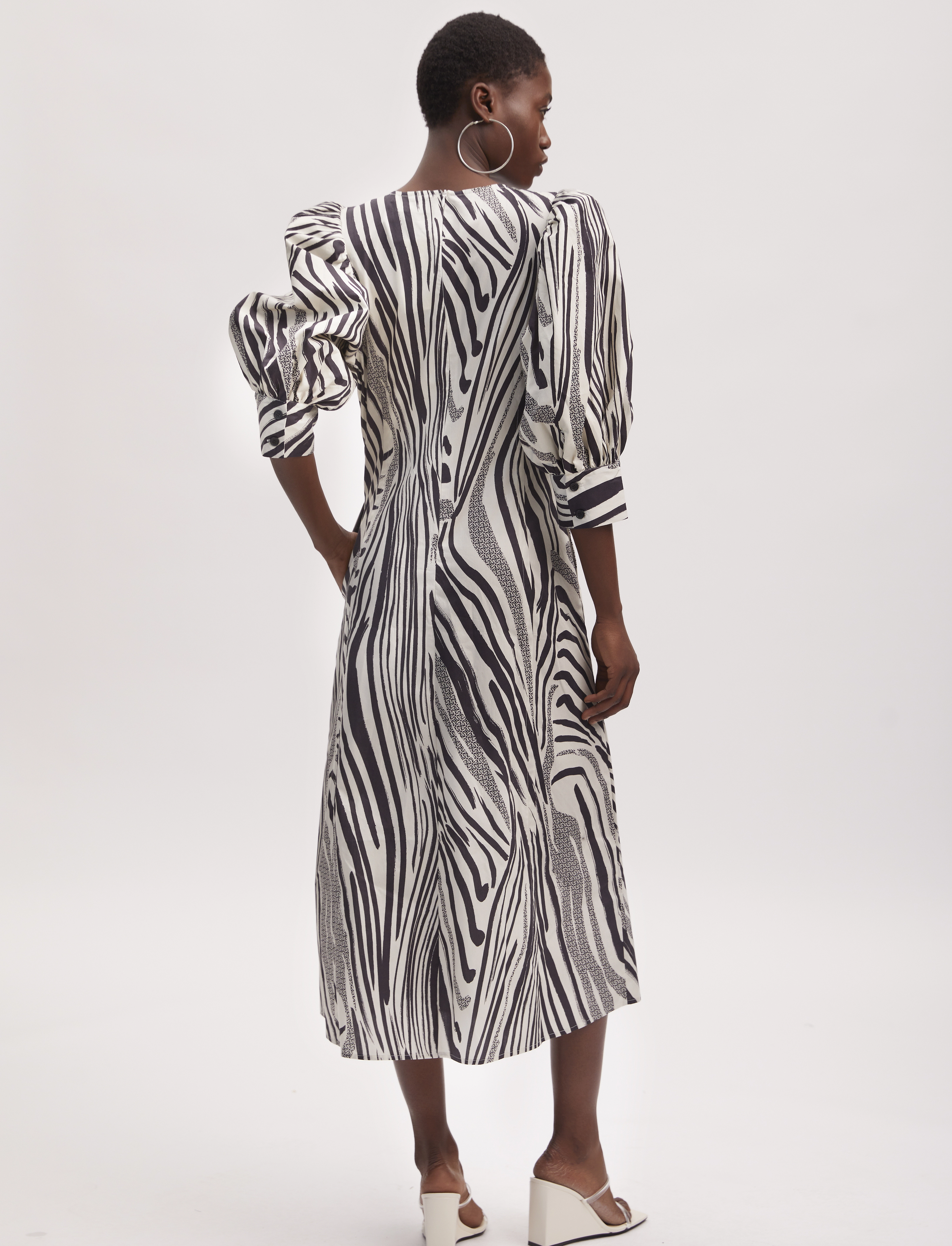 Gestuz - PeonyGZ P long dress - midi kjoler - black/silver birch logo - 3