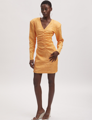 Gestuz - MaisieGZ dress - party wear at outlet prices - flame orange - 2
