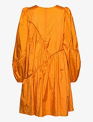 Gestuz - HeslaGZ dress - festkläder till outletpriser - flame orange - 1