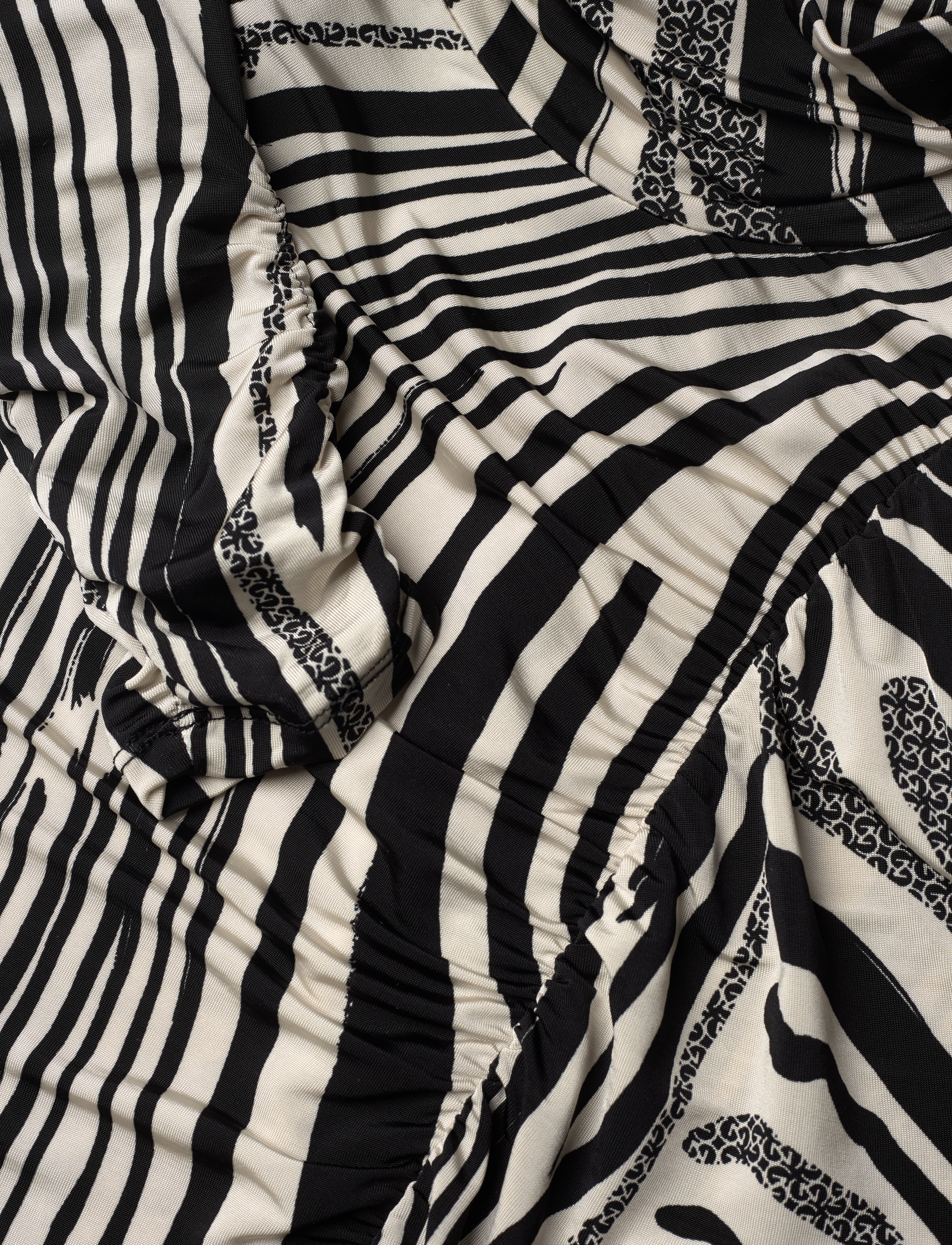 Gestuz - OdaGZ p blouse - black/silver birch logo - 5