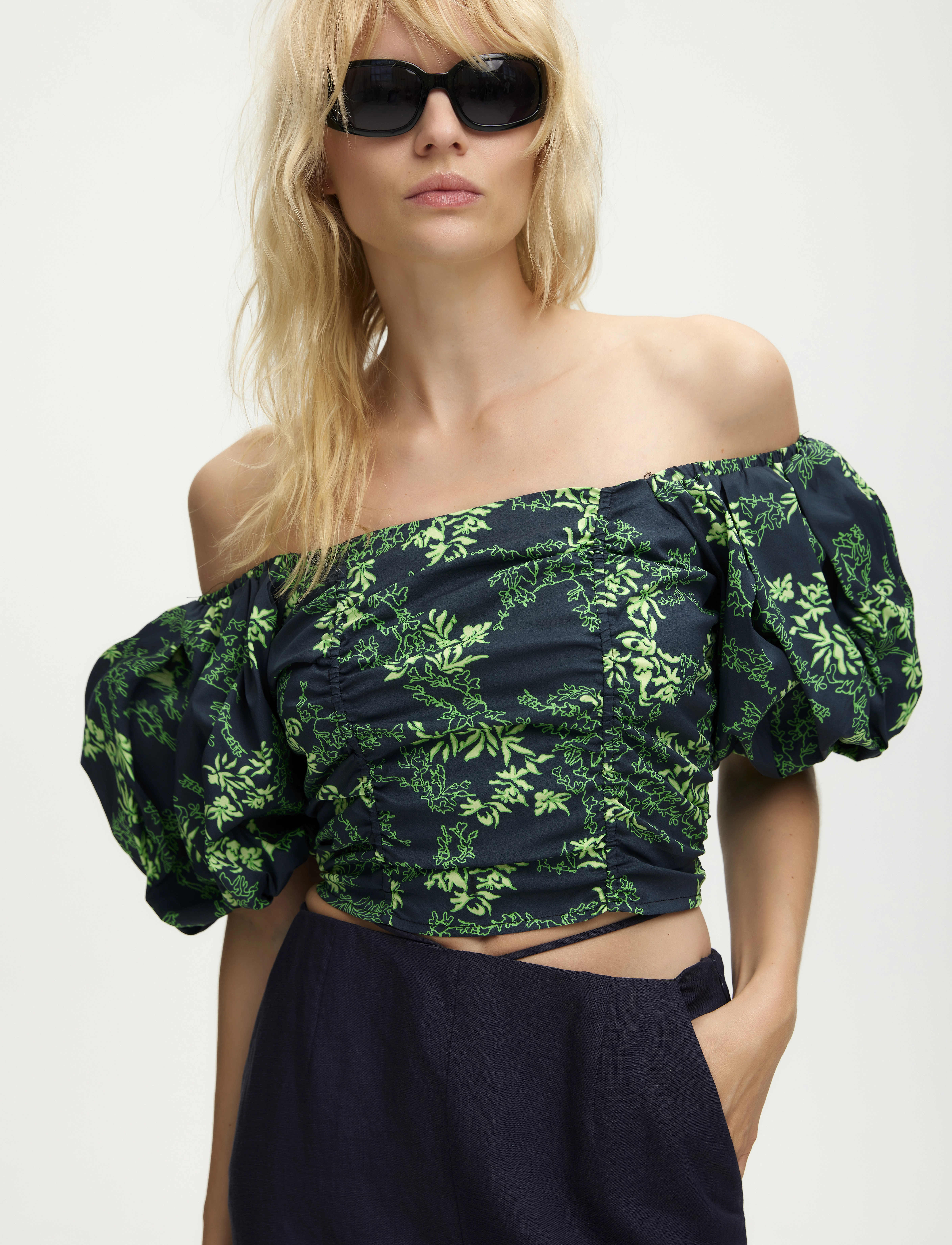 Gestuz - OmaiaGZ P off shoulder top - green flower - 4