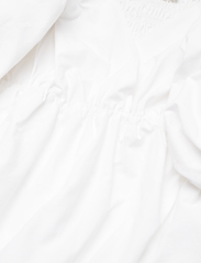 Gestuz - BeraGZ ss short dress - odzież imprezowa w cenach outletowych - bright white - 5