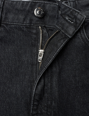 Gestuz - LucieGZ HW straight jeans NOOS - džinsa bikses ar taisnām starām - dark grey washed - 3