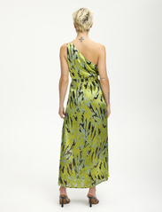 Gestuz - AnnaGZ silk one shoulder dress - vakarėlių drabužiai išparduotuvių kainomis - green blue scratch - 3
