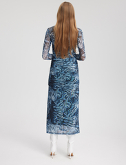 Gestuz - EwaGZ P long dress - liibuvad kleidid - grey blue ripple - 4