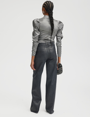 Gestuz - YesicaGZ blouse - bluzki z długimi rękawami - black silver metallic - 4