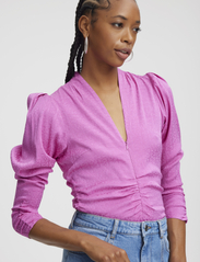 Gestuz - BrinaGZ blouse - long-sleeved blouses - super pink - 2