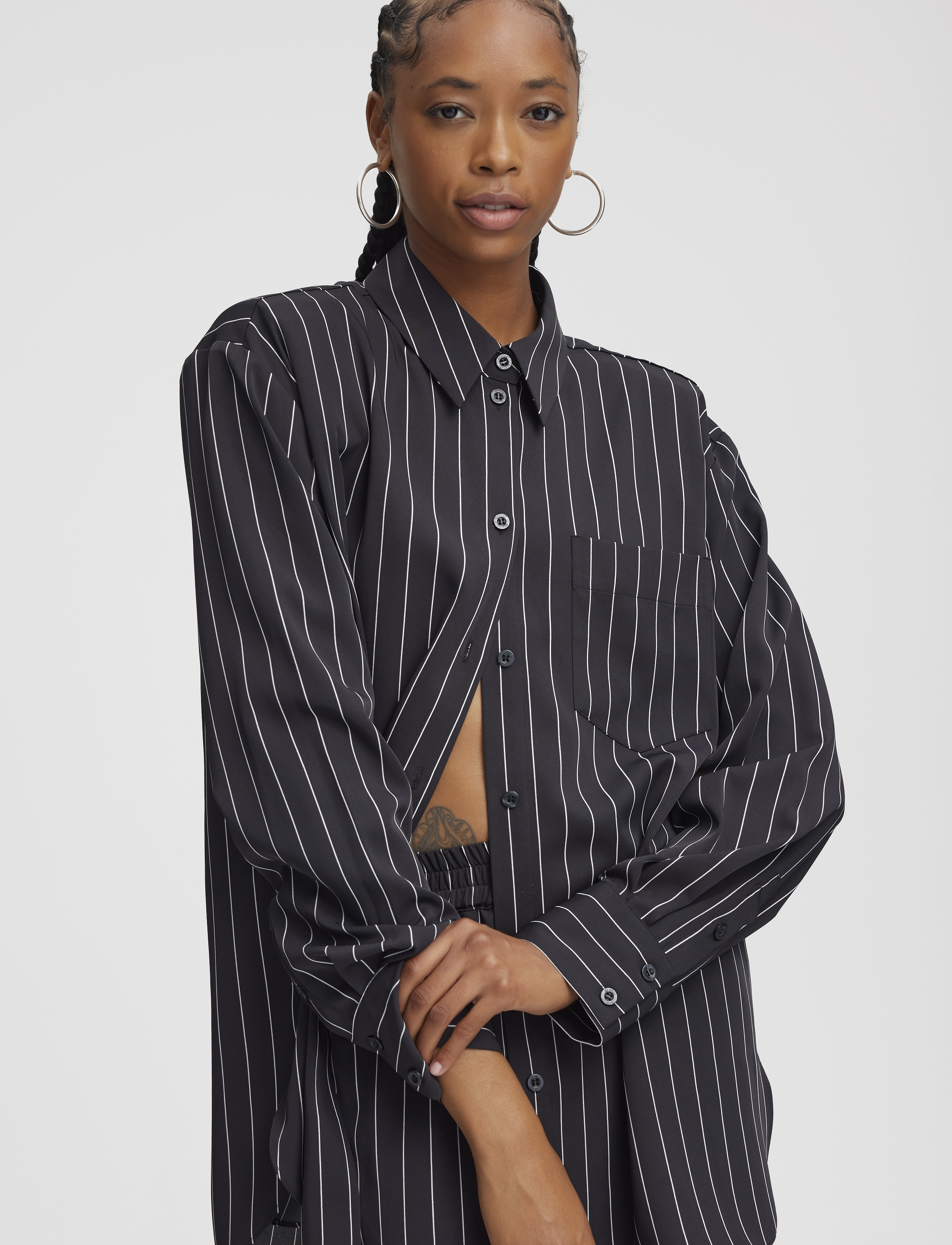 Gestuz - FrylaGZ P LS shirt - black pinstripe - 2