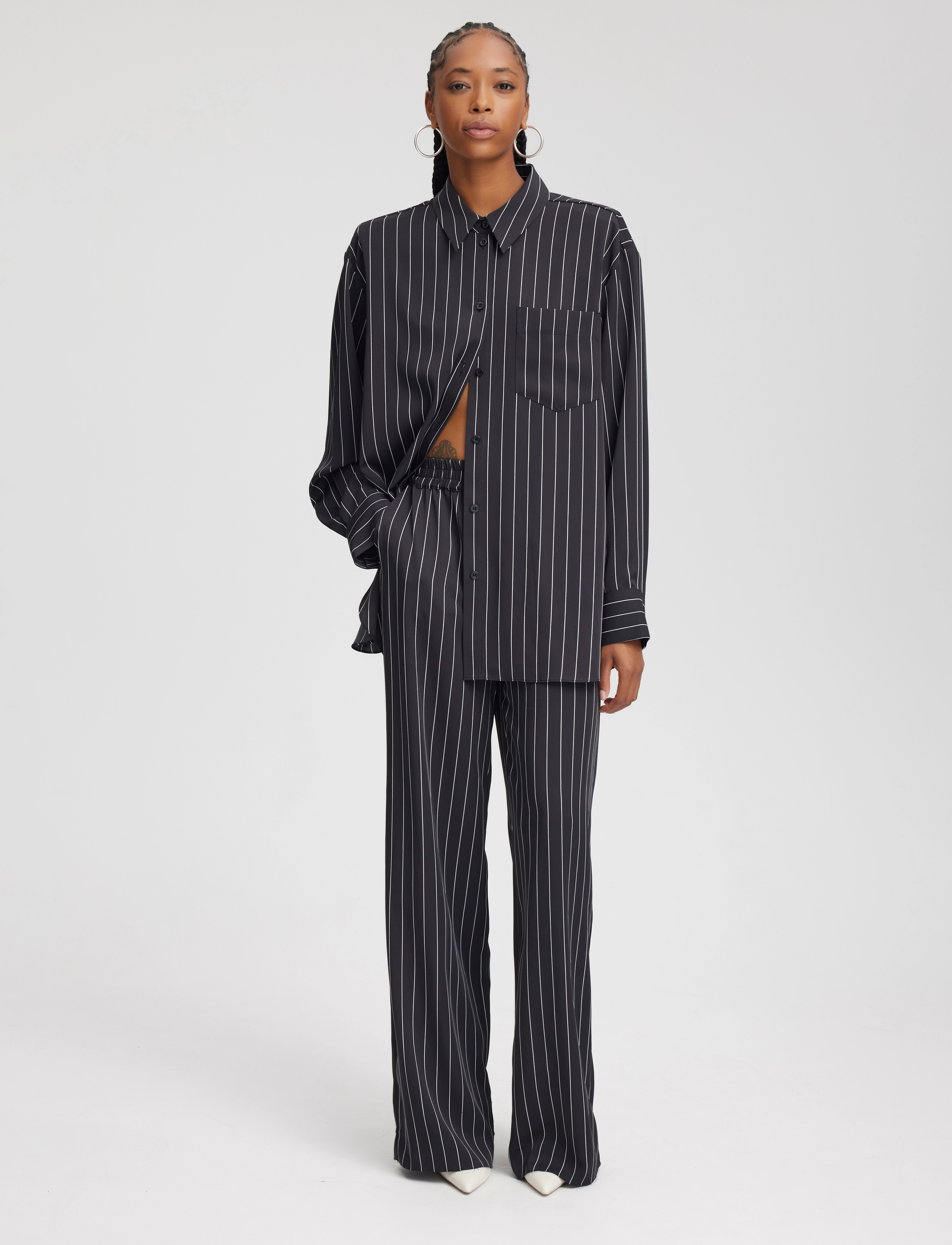 Gestuz - FrylaGZ P LS shirt - black pinstripe - 3
