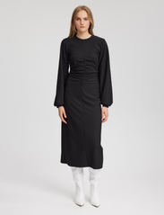 Gestuz - AilaGZ long dress - vakarėlių drabužiai išparduotuvių kainomis - black - 2