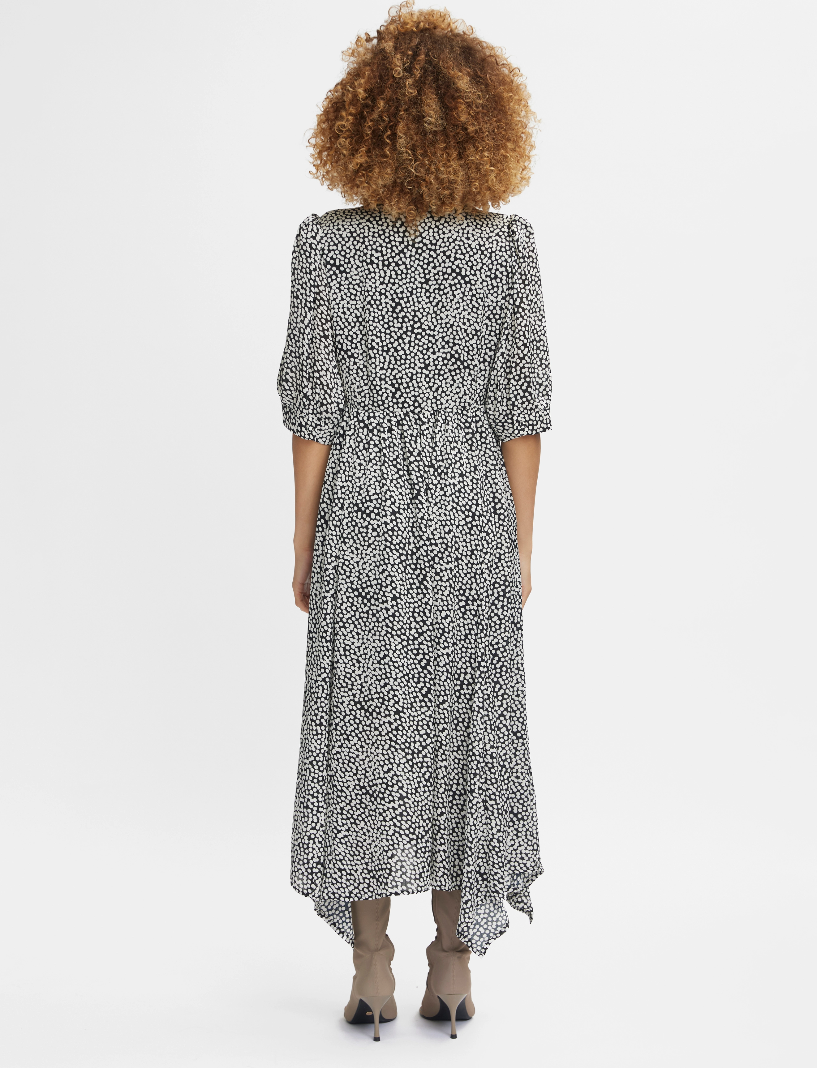 Gestuz - PrikkaGZ P midi dress - midi kjoler - blacknwhite dot - 3