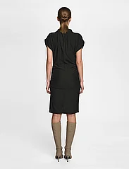 Gestuz - RifaGZ tee short dress - stramme kjoler - black - 4