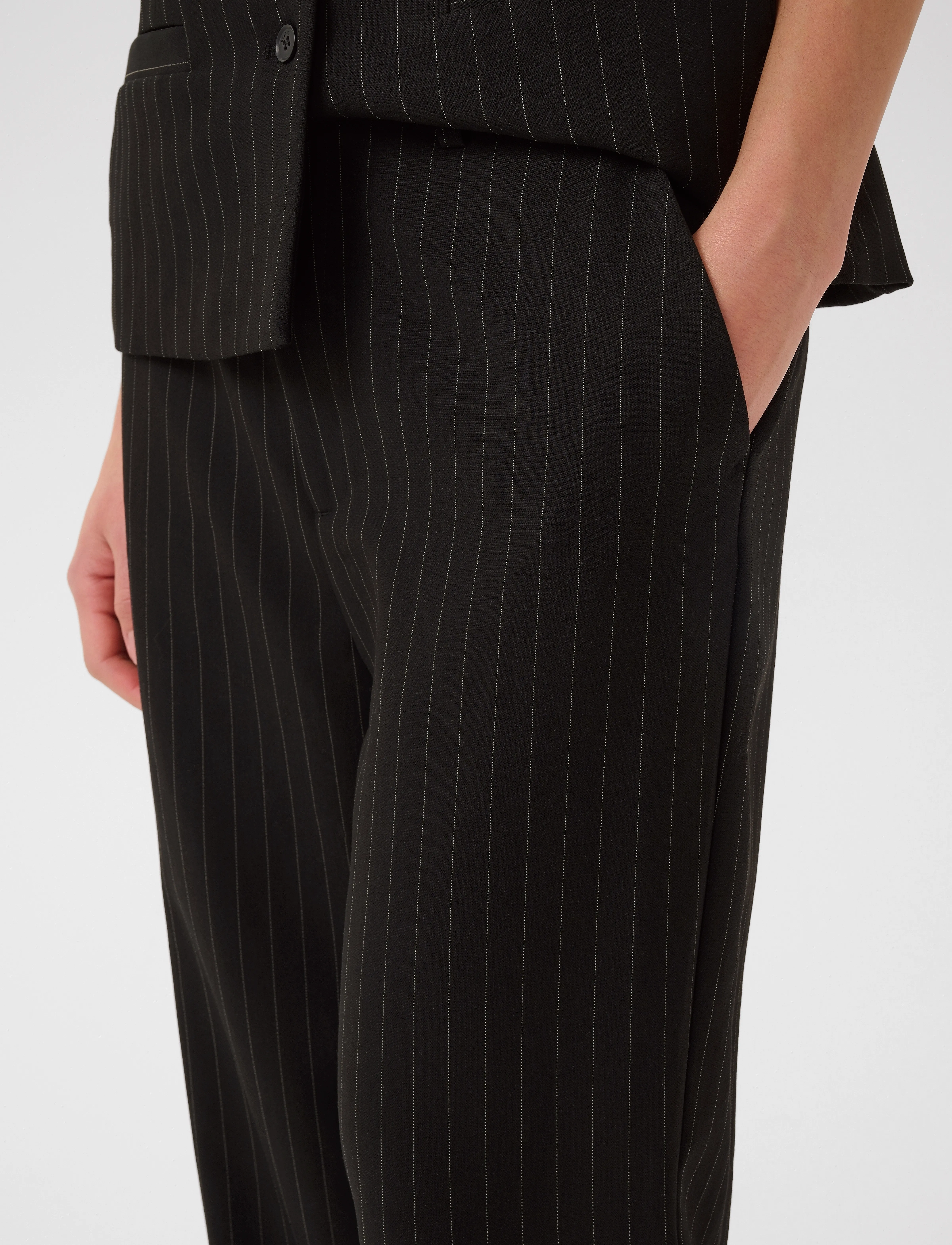 Gestuz Joellegz Pinstripe Mw Pants Noos kostymbyxor dam – bild 4