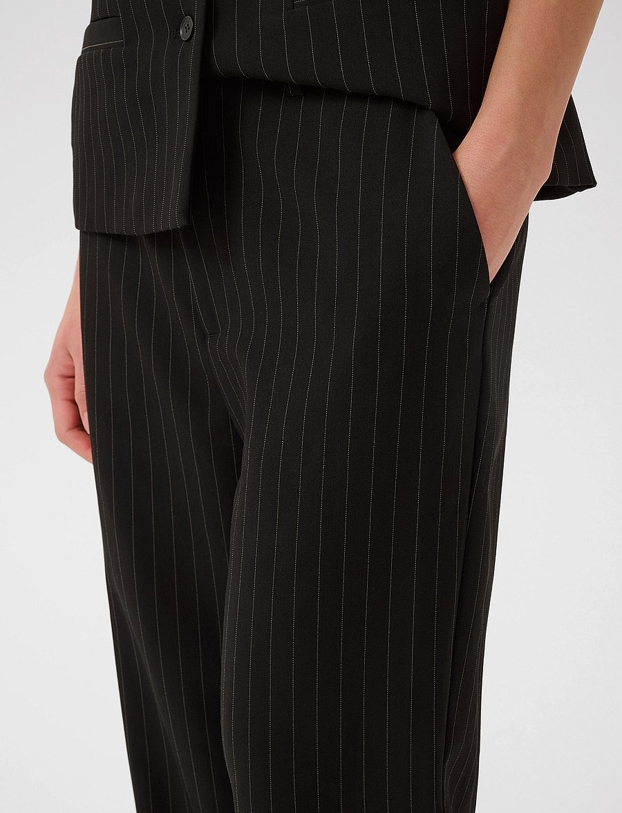 Gestuz - JoelleGZ pinstripe MW pants NOOS - pidulikud püksid - black pinstripe - 5