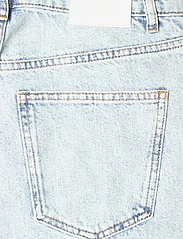 Gestuz - KailyGZ HW wide jeans - leveälahkeiset housut - light blue washed - 4