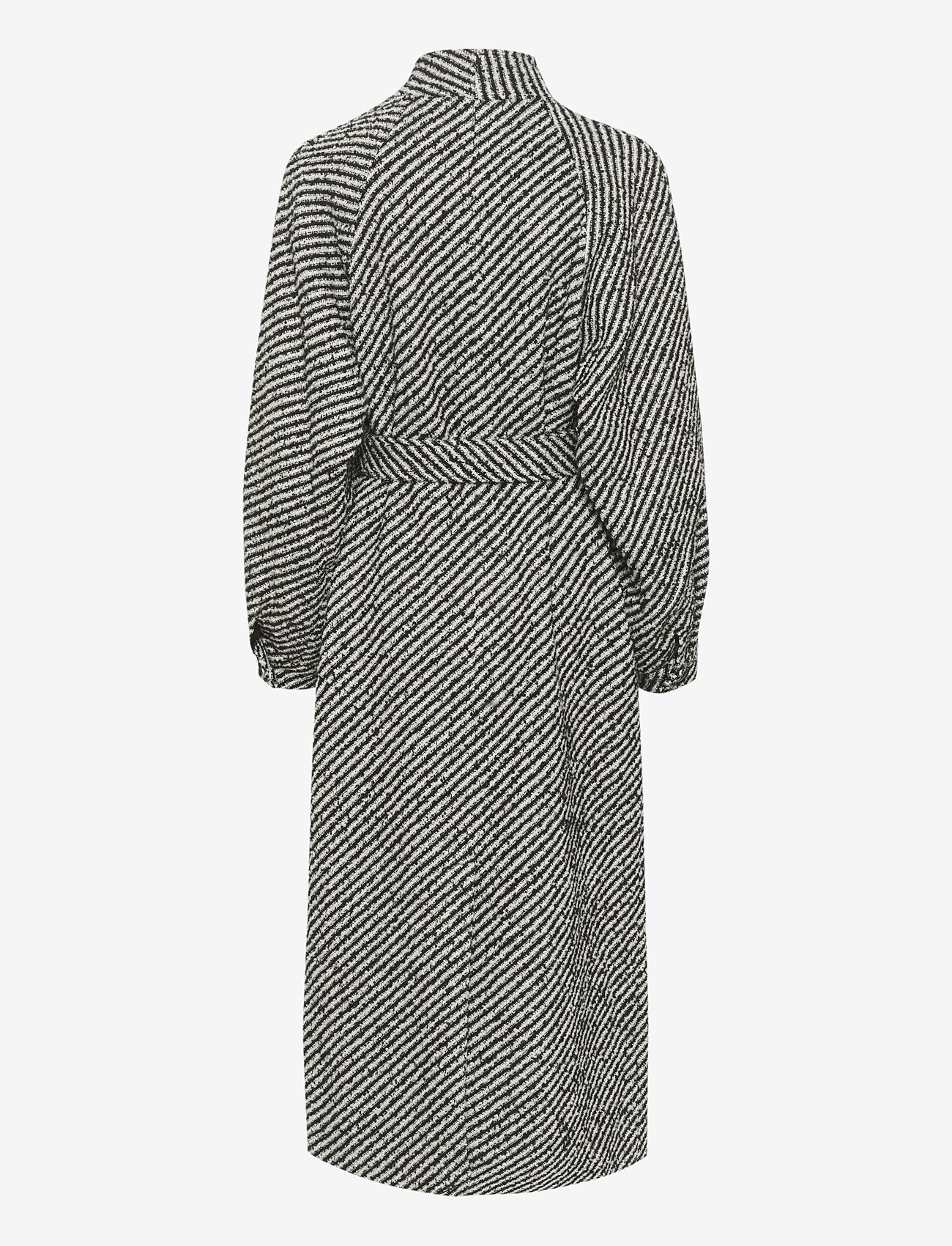 Gestuz - FarrenaGZ coat - black/white boucle - 1