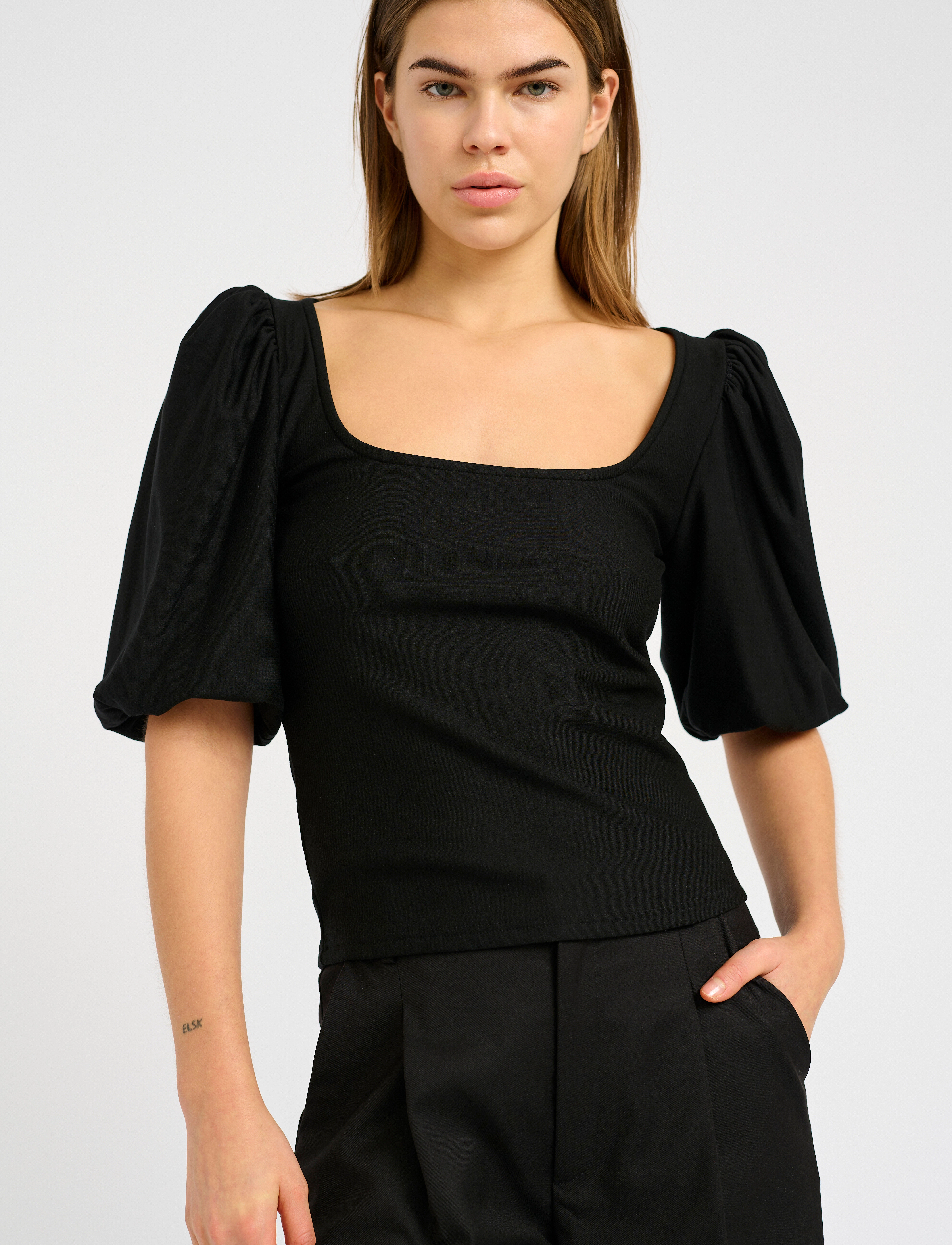 Gestuz RifaGZ balloon top - T-shirts & Toppar - BLACK / black