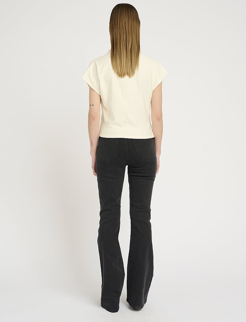 Gestuz - RifaGZ tee NOOS - kortærmede bluser - egret - 4