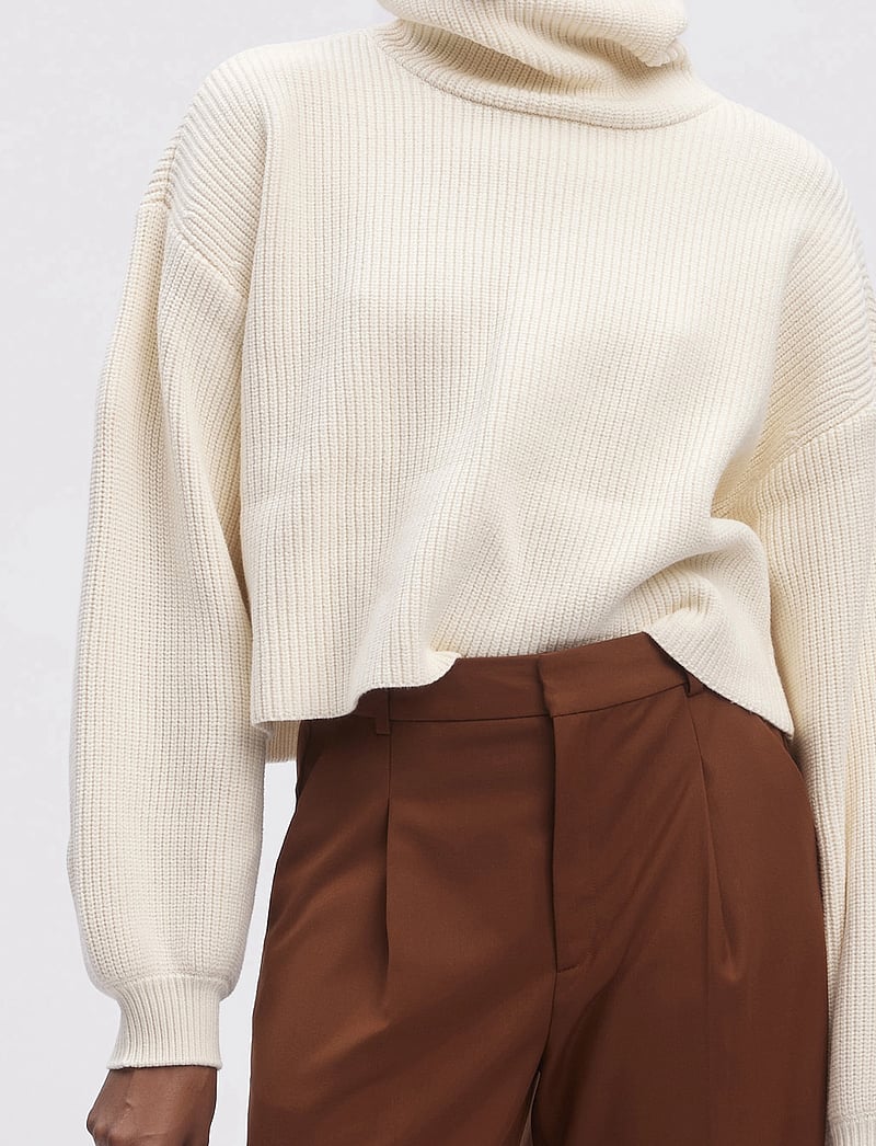 Gestuz - MebaGZ short pullover - kõrge kaelusega kudumid - egret - 5