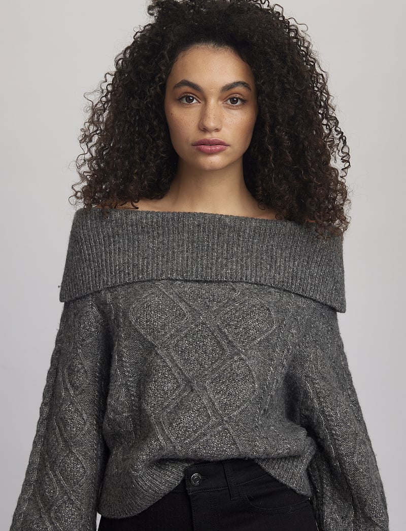 Gestuz Adiegz Off Shoulder (GES10909453) Pullover