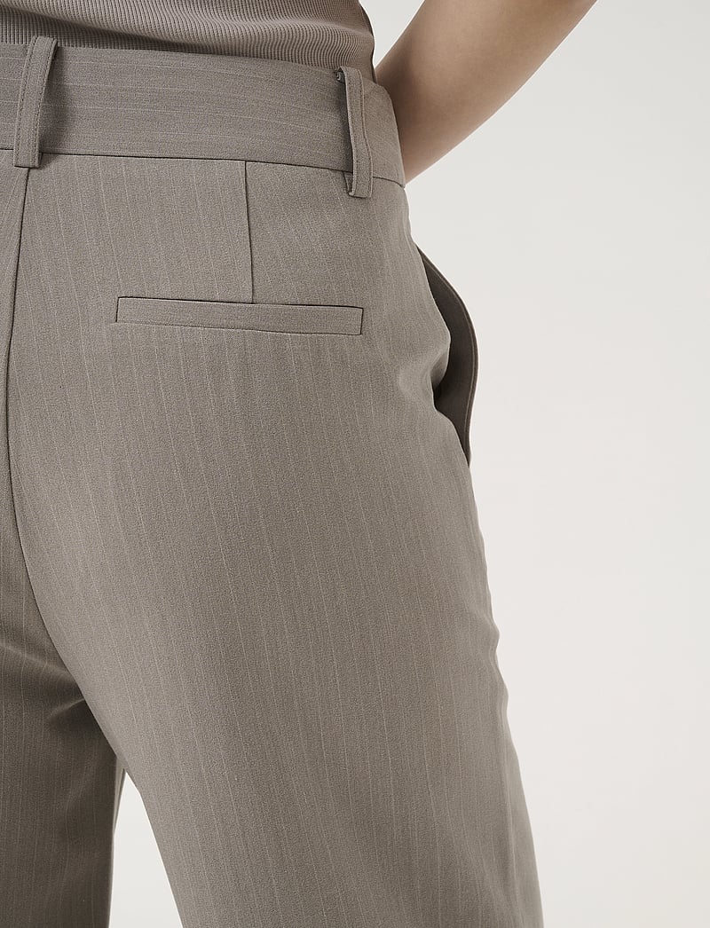 Gestuz - JoelleGZ mel. pinstripe MW pants - formell - rock ridge pinstripe - 4