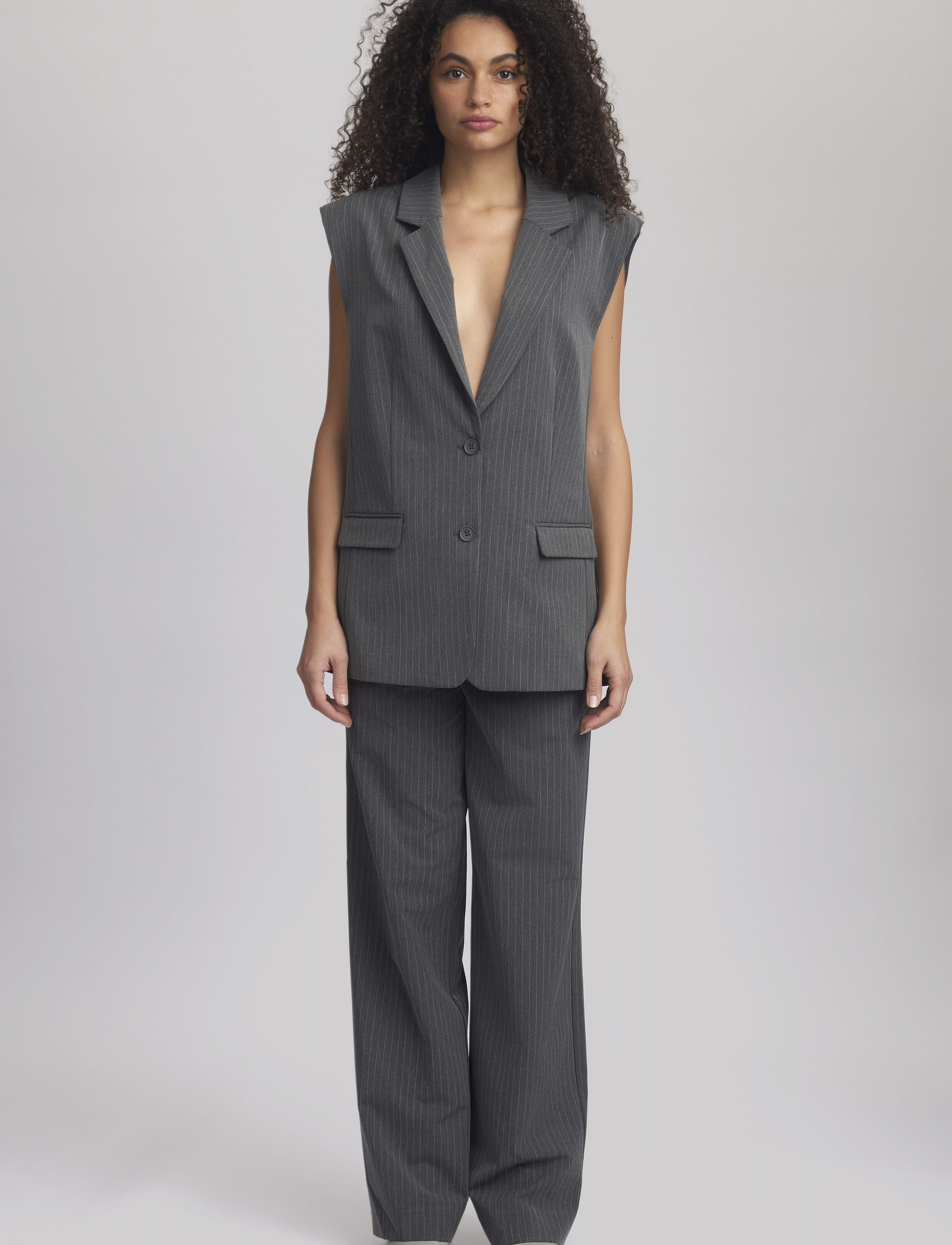 Gestuz - JoelleGZ mel. pinstripe waistcoat - Ärmellose blazer - grey pinstripe - 3