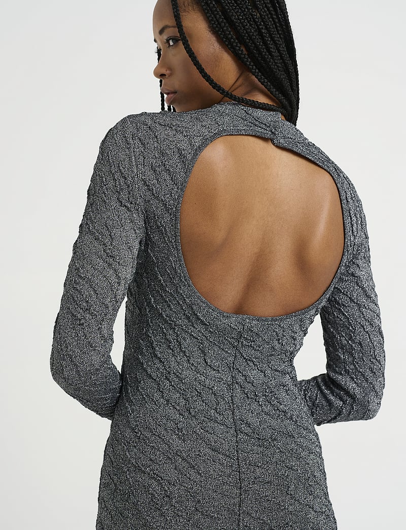 Gestuz - PillaGZ long dress - fodralklänningar - black/silver lurex - 0