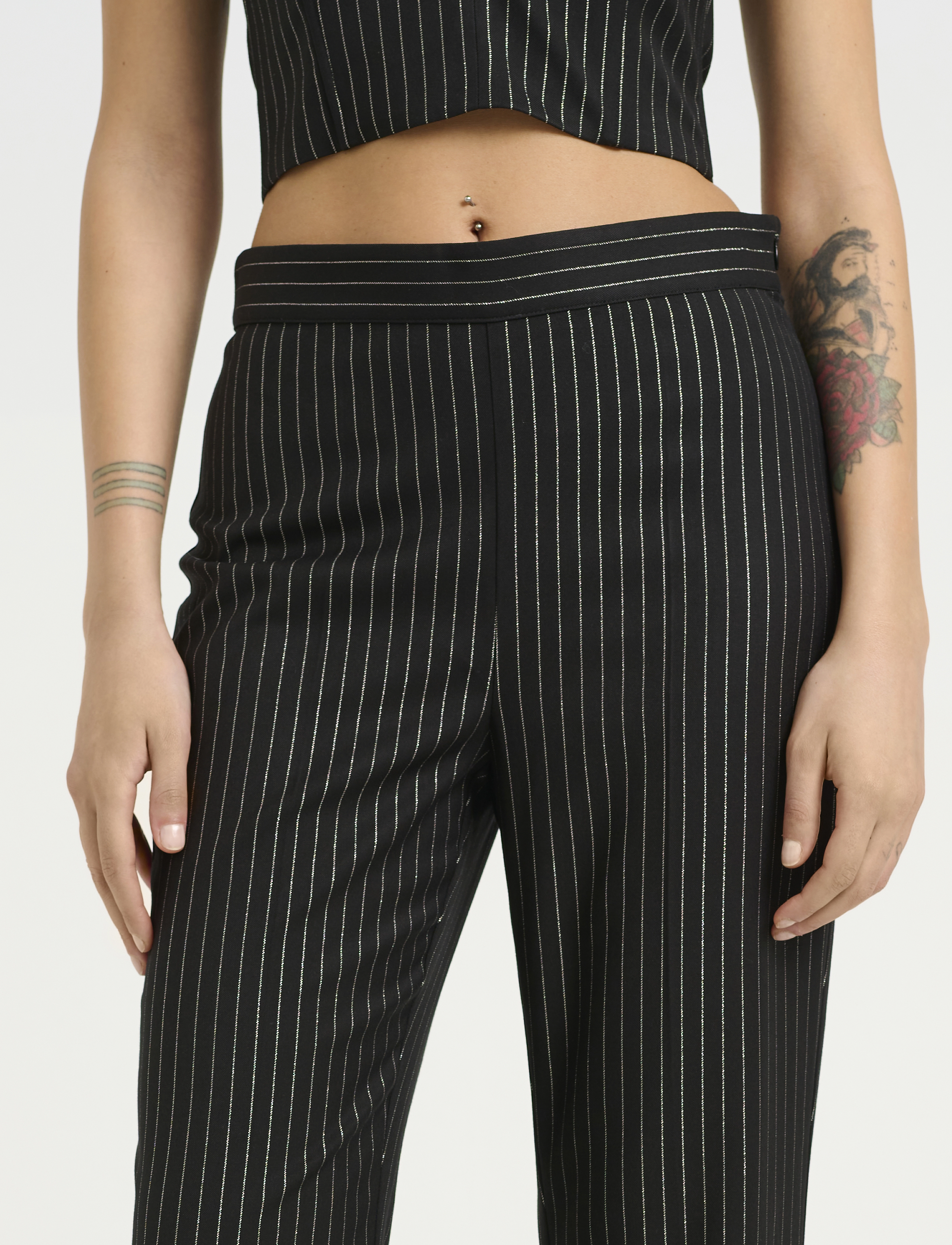 Gestuz - CaylinaGZ HW pants - pidulikud püksid - blackpinstripe lurex - 5