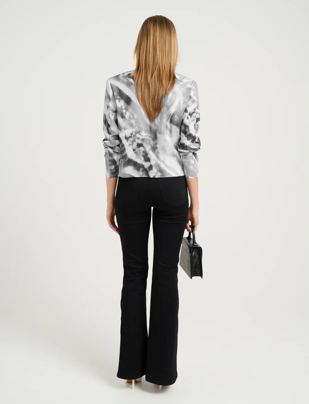 Gestuz - AronaGZ P blouse - langærmede bluser - blacknwhite animal - 4