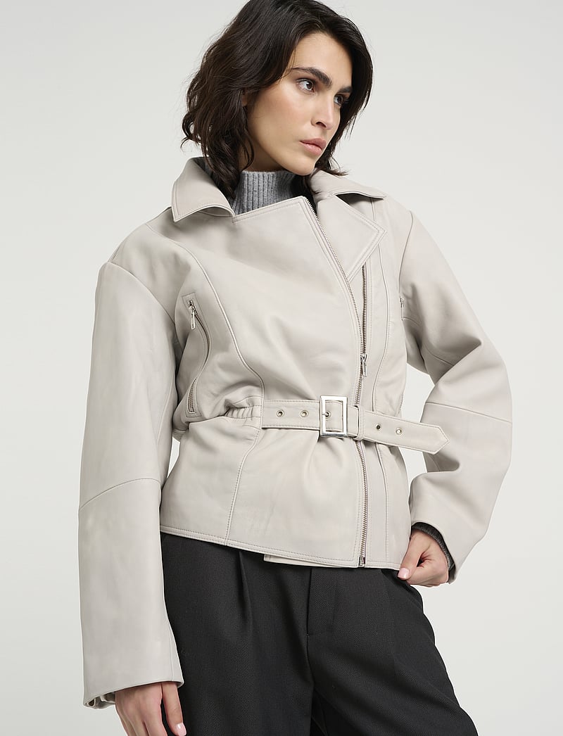 Gestuz - TiaGZ jacket - frühlingsjacken - white onyx - 0