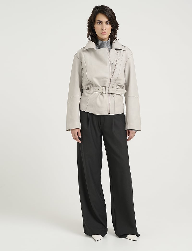 Gestuz - TiaGZ jacket - frühlingsjacken - white onyx - 3