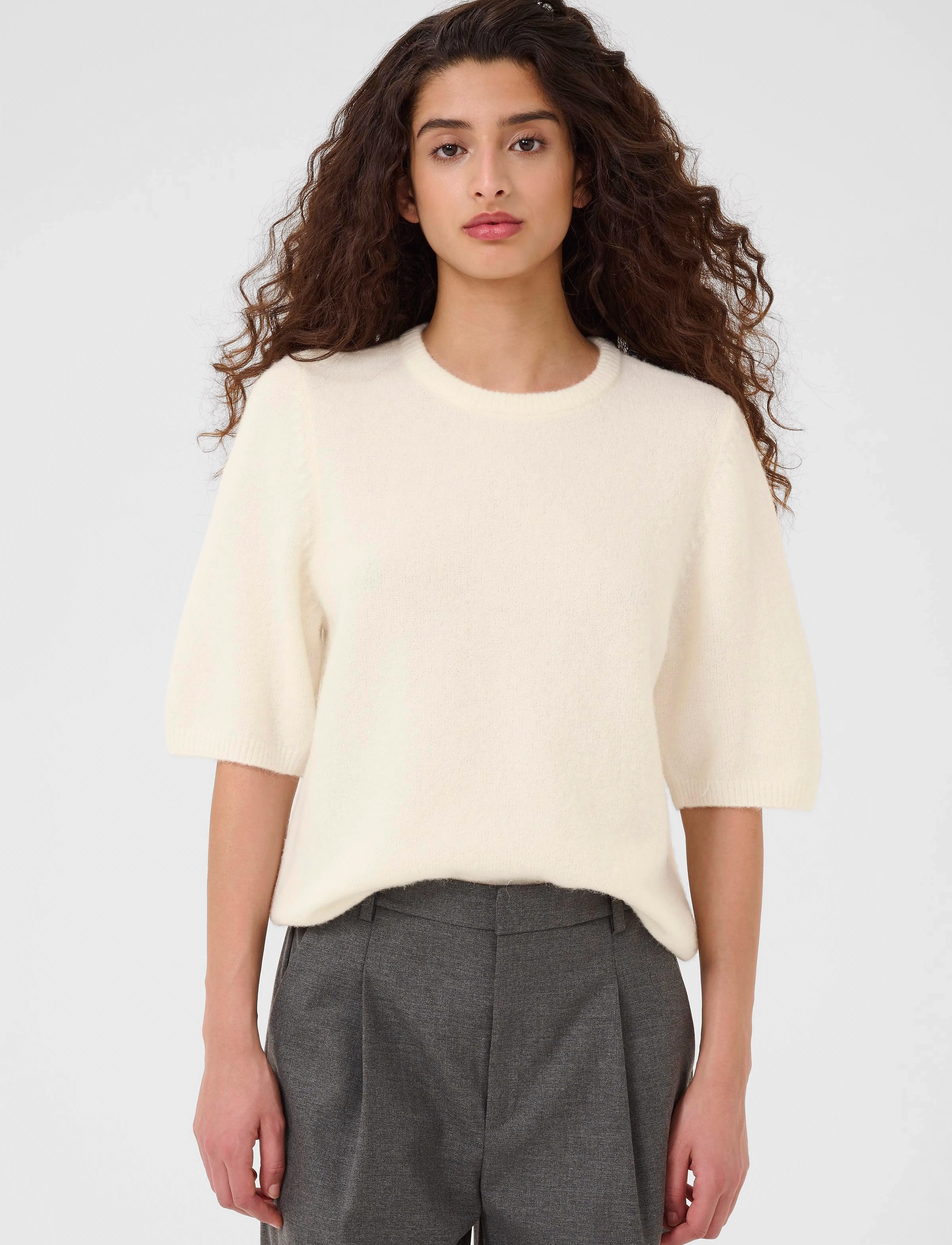 Gestuz Alphagz Ss Tee Noos, Kvinder, Kortærmet Strikket Top, Cream, Str: M