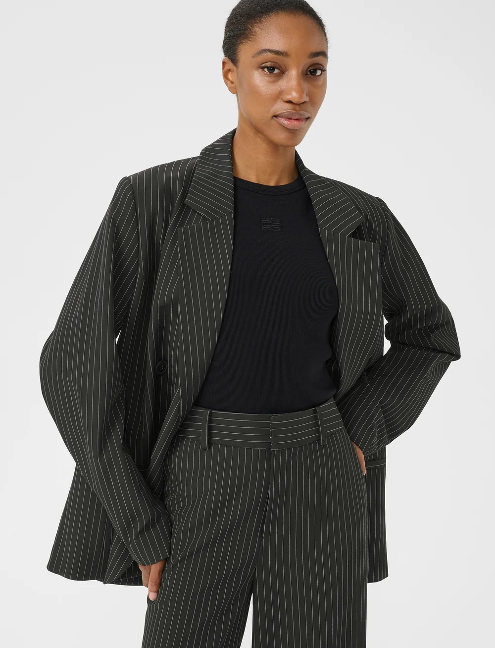 JoelleGZ Pinstripe Blazer | Black Pinstripe JoelleGZ Pinstripe Blazer | Black Pinstripe