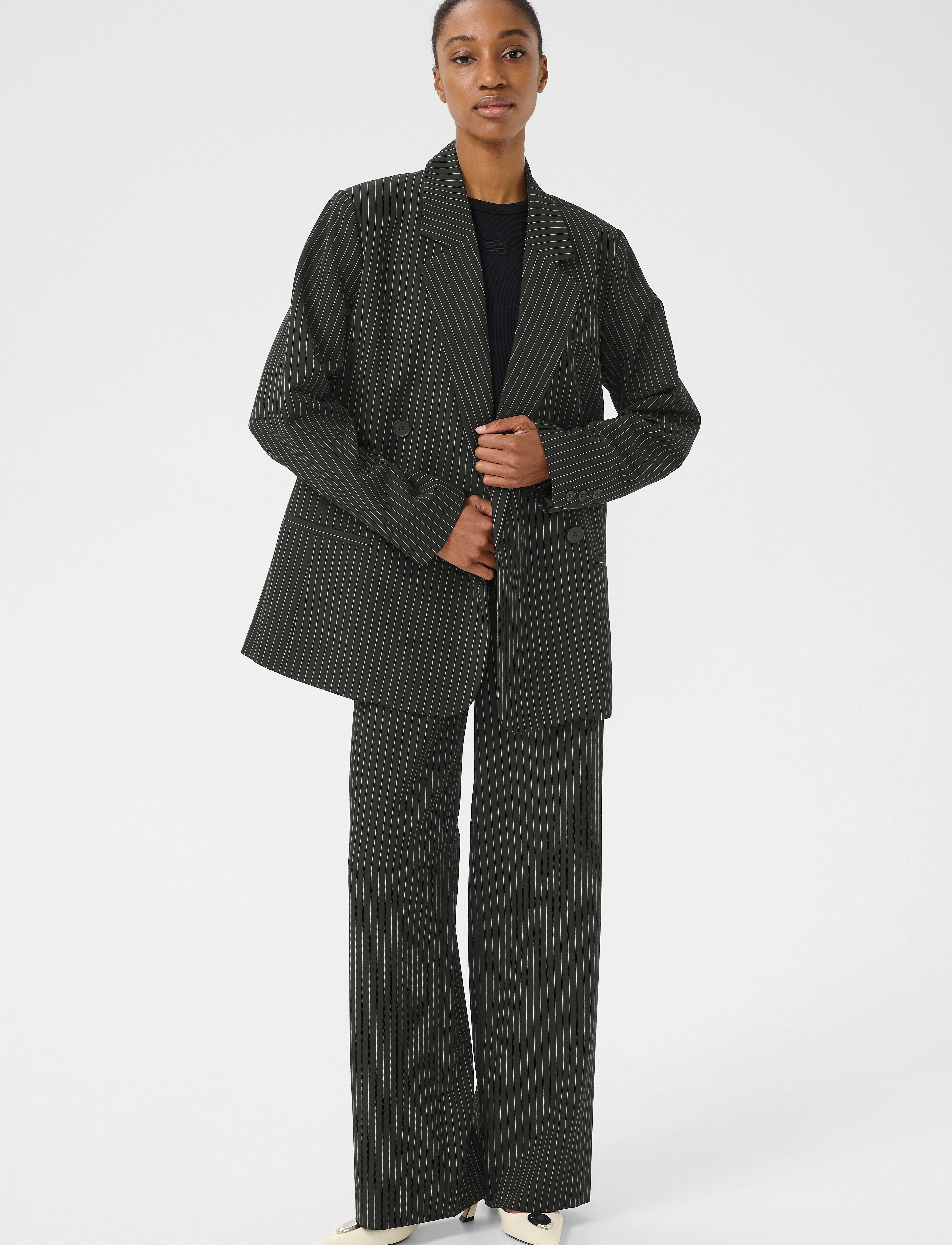 Gestuz - JoelleGZ pinstripe blazer 2.0 NOOS - yfirstærðar blazer - black pinstripe - 3