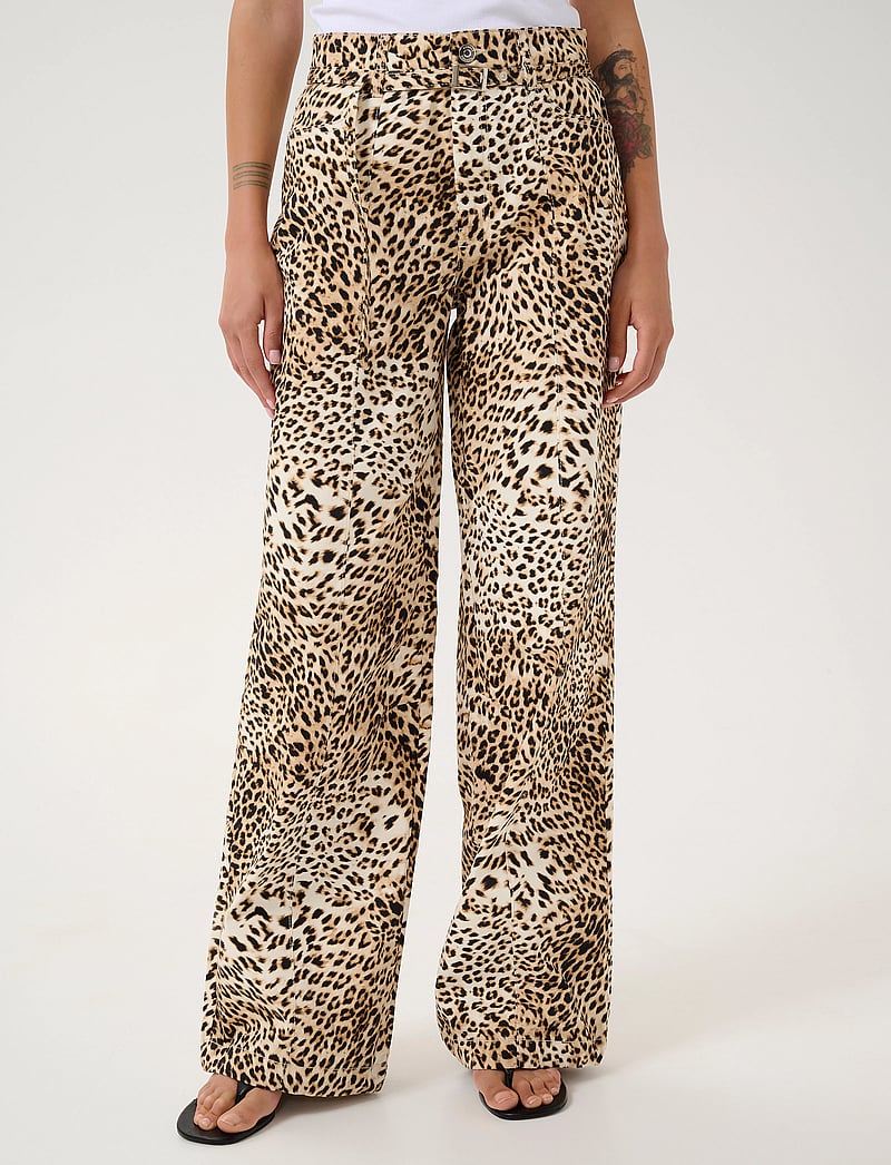 Gestuz - GZleonia HW pants - straight leg hosen - leopard print - 0
