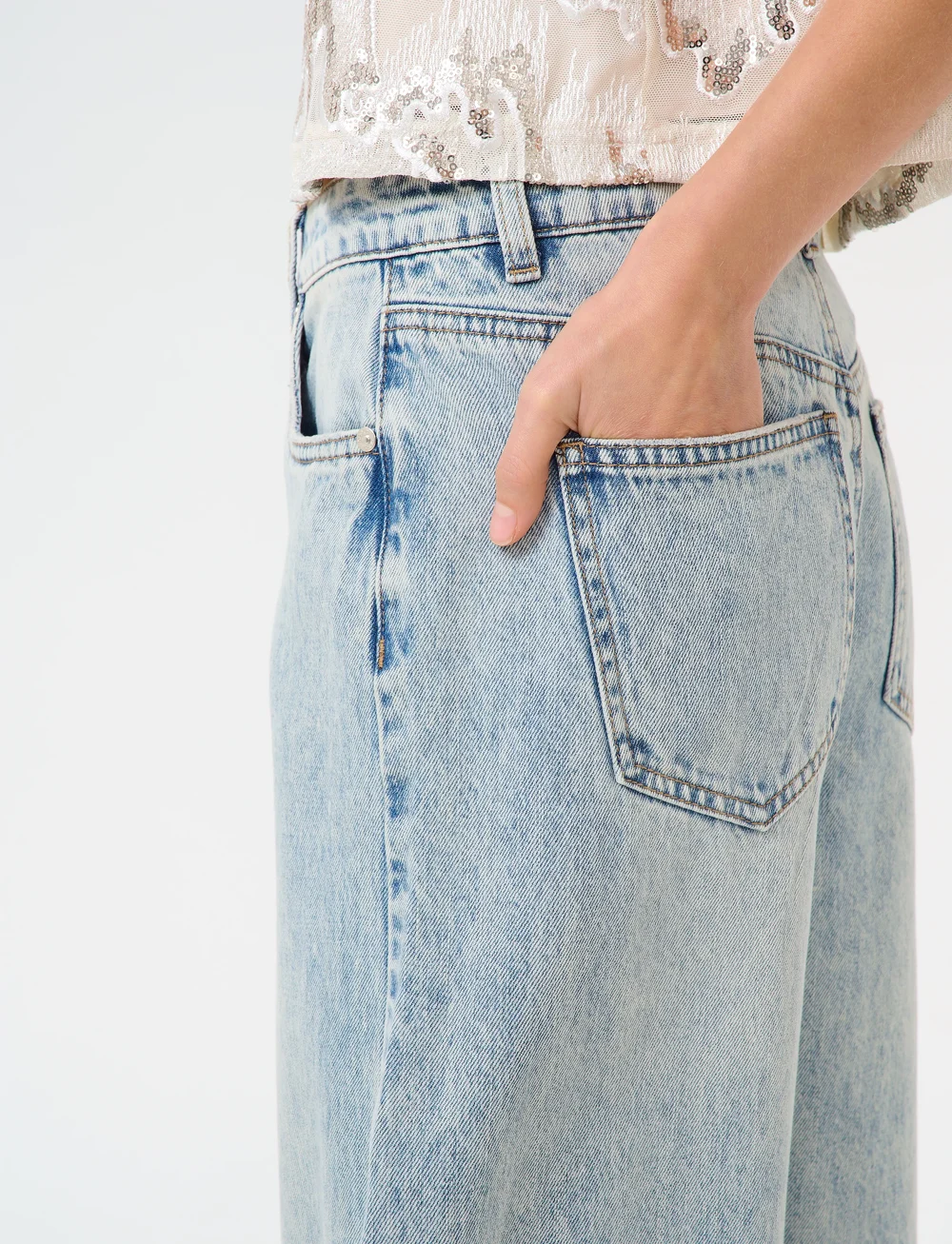 Gestuz - GZasher HW barrel jeans - barrel lõikega teksad - mid acid wash - 4