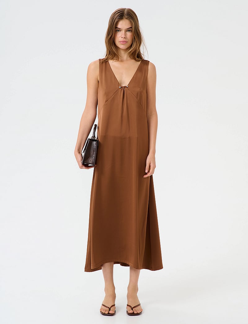 Gestuz - GZjessie dress - vidutinio ilgio suknelės - sorrel horse - 3