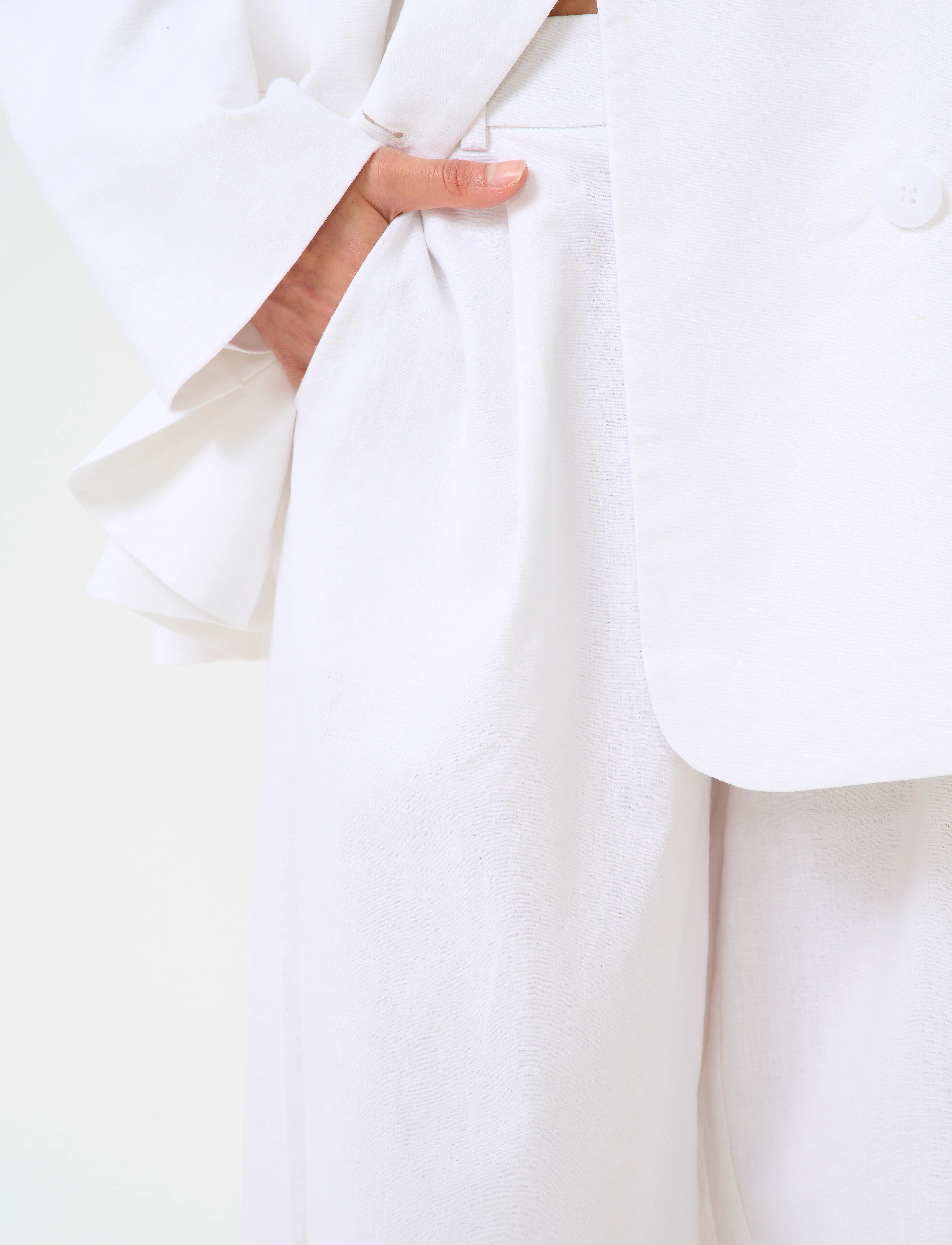 Gestuz - GZizza linen MW shorts - casual shorts - bright white - 5